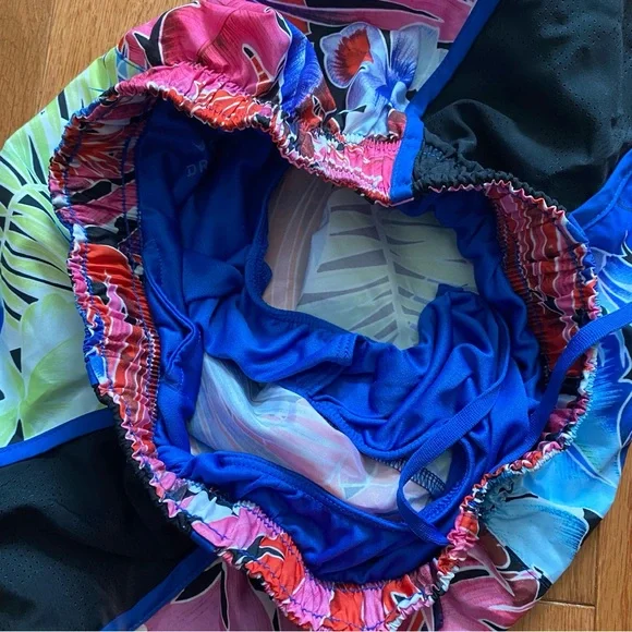 Nike tempo dri-fit running shorts size XS tropical print - Picture 3 of 6